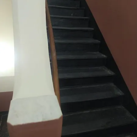 Le Stanze Sopra I Portici