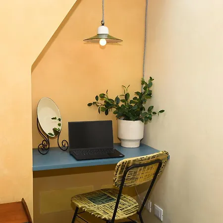 Le Stanze Sopra I Portici Apartment *