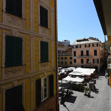 Lägenhet Le Stanze Sopra I Portici